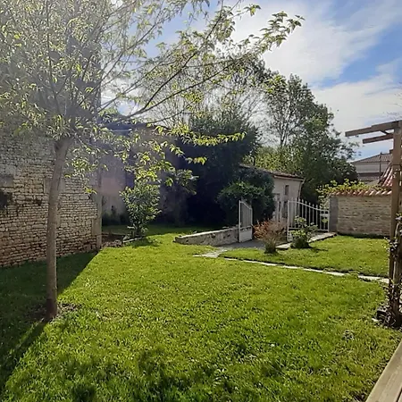 Lantställe Chez Sylvie Et Eric Coppin *